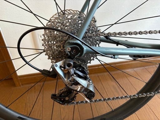 最終価格！美品低走行！OnebyESU JFF701 （ホイール付き） 53サイズ