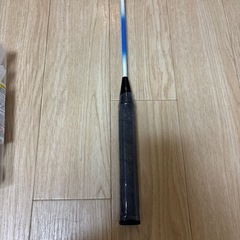 バトミントンラケットの画像
