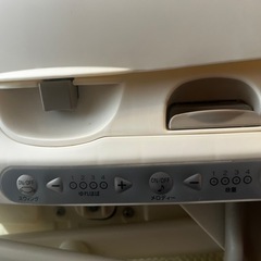 電動ハイローチェアの画像