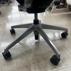 ITOKI    イトーキ　スピーナチェアの画像