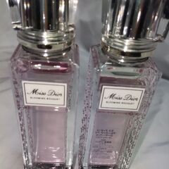 大人気ミスディオールブルーミングブーケローラーパール２本セットの画像