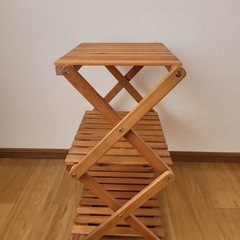 木製ラックの画像