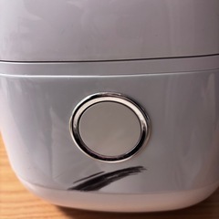 TOSHIBA 3合炊き炊飯器の画像