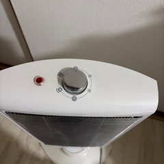 中古　現品確認必須　カーボンヒーター　スリーアップ　900Wの画像