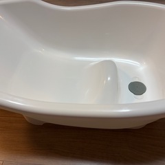 ベビーバス ２ヶ月使用 アカチャンホンポの画像