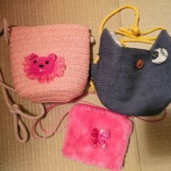 子供用バッグの画像