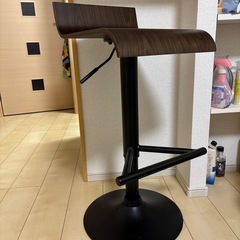 ニトリ　カウンターチェアの画像