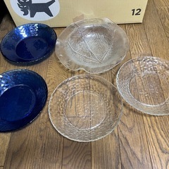 新品Pyrexパイ皿、他ガラスの皿10枚セットの画像