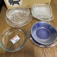 新品Pyrexパイ皿、他ガラスの皿10枚セットの画像