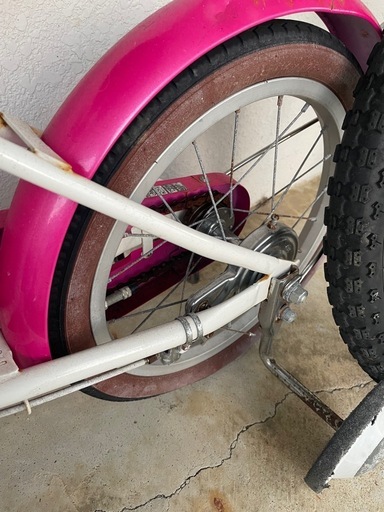 子供用自転車　補助輪つき