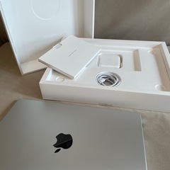 Apple Macbook Pro M3 14インチ 8GB 512GB BT97%の画像