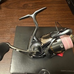 釣具　リール　ダイワ　エアリティLT2500S-XHの画像