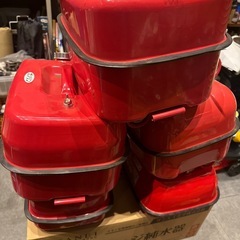 ガソリン携行缶の画像