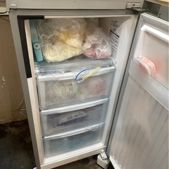 一気冷凍機能 東芝冷凍庫 GF-N10Hの画像