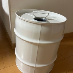 白ミニドラム缶　の画像