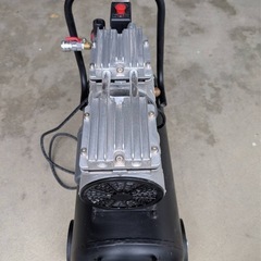 エアーコンプレッサーの画像