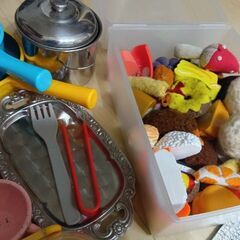 ★おままごと★マザーグースの森★スターターセット★鍋、トング、お盆、食器、スイーツ、スシ★の画像