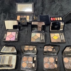 CHANEL DIOR アイシャドウの画像