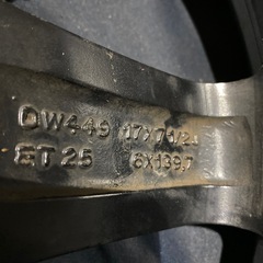 215/50r17 17×7.5j ＋25   タイヤホイールの画像