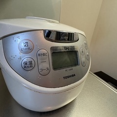 炊飯器　TOSHIBAの画像