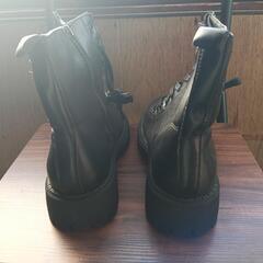 新品 24.5cm レディース ブーツ ブラック 厚底 シューズ 識別番号:【B004-S】の画像