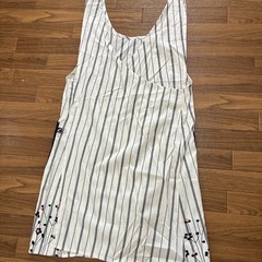 エプロン　花柄　ホワイトの画像