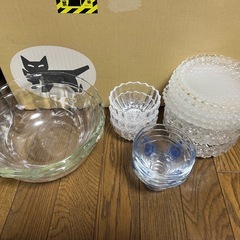 Pyrexボール(23.5cm)、他ガラス食器14点の画像