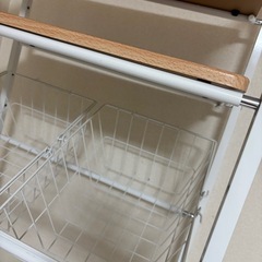 4つ脚　ランドリーラック
の画像