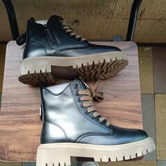 新品 22.5cm レディース ブーツ ブラック 厚底 シューズ 識別番号:【B003-S】の画像