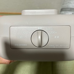 アイリスオーヤマ 24年製　セラミックファンヒーター グレージュ   KCH-EM123の画像