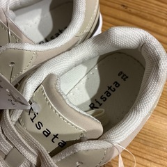  スニーカー　23センチ
の画像