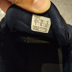 バレーボールシューズ　22.5cmの画像