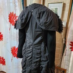 Ξvanilla b.(バニラ ビー) イタリア製の可愛らしいデザインのふわふわアウター、いかがでしょうか？の画像