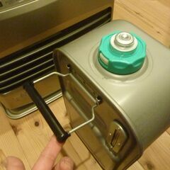 ダイニチ 石油ファンヒーターの画像