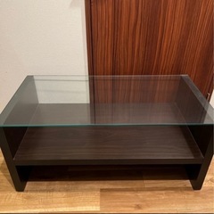 ガラステーブル (マキ) 福島の家具の中古あげます・譲ります