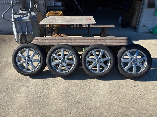 GOODYEAR スタッドレスタイヤ4本セット