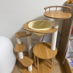 【ほぼ新品】ねこタワーの画像