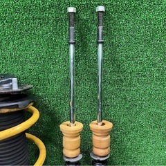 トヨタ エスティマ ACR40W ストラット/アブソーバー 1台分セット 4WDの画像