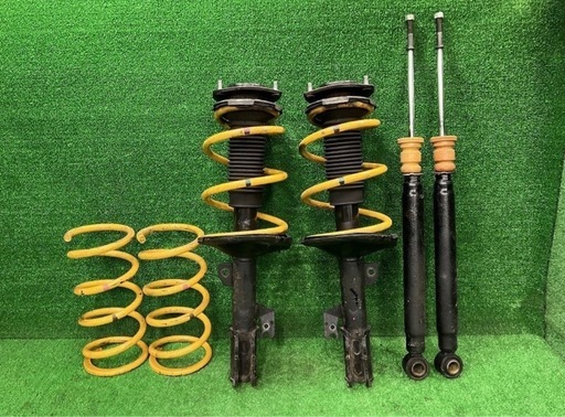 トヨタ エスティマ ACR40W ストラット/アブソーバー 1台分セット 4WD