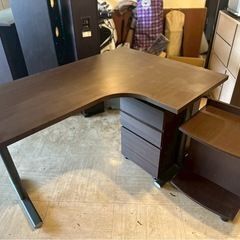 L字型デスク　おまけサイドテーブル2つの画像