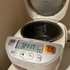 炊飯器 3合炊きの画像