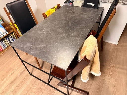 LOWYA ダイニングテーブル