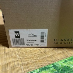 Clarks ワラビー　メープルスウェードの画像