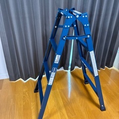 青い脚立　（美品）の画像