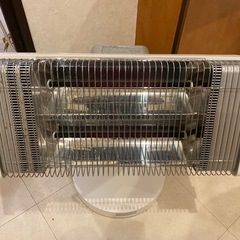 ♪ダイキン 遠赤外線暖房機 セラムヒート　ERFT11VS 2018年製♪の画像