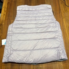 レディース ダウンベスト リバーシブル 未使用の画像