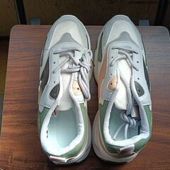 新品 25cm メンズ スニーカー ホワイト 厚底 男女兼用 シューズ 識別番号:【N571-S】の画像