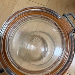 ビン　2Ｌの画像