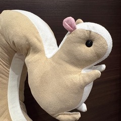 relaxia Lilyリラクシア リリーリスのネックピローの画像