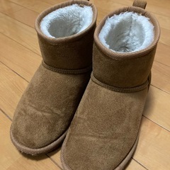 21センチムートンブーツの画像